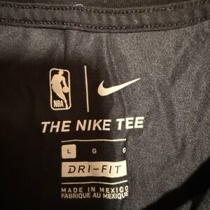 Nike, Philadelphia 76's basketball Tee